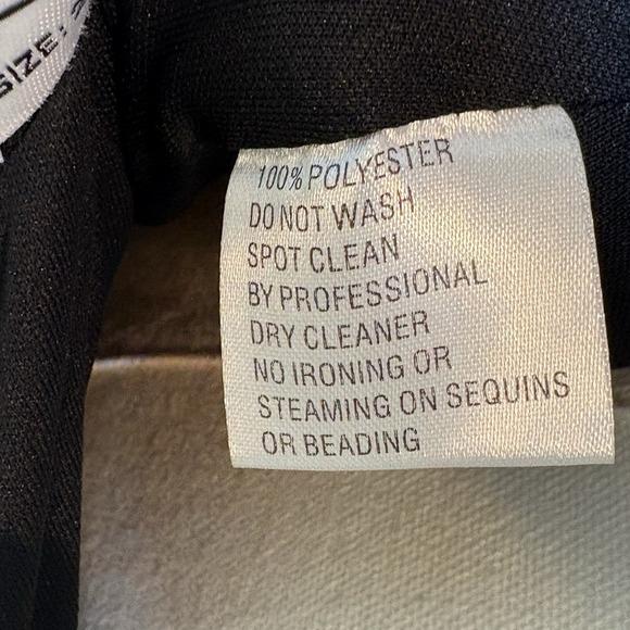 Ieena for Mac Duggal Black Princess Sleeve Cut Out Metallic Gown Womens Size 2 - Picture 16 of 16